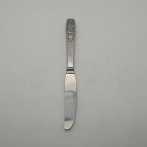 Vintage Oneida Community Peter Rabbit Child Knife Flatware Stainless 6.75in